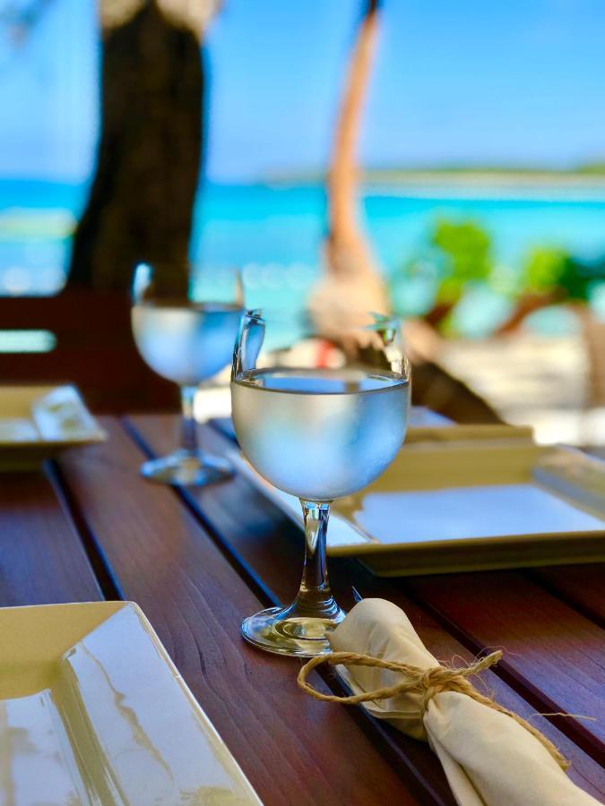 Blue Island Punta Rucia Hotel ภายนอก รูปภาพ
