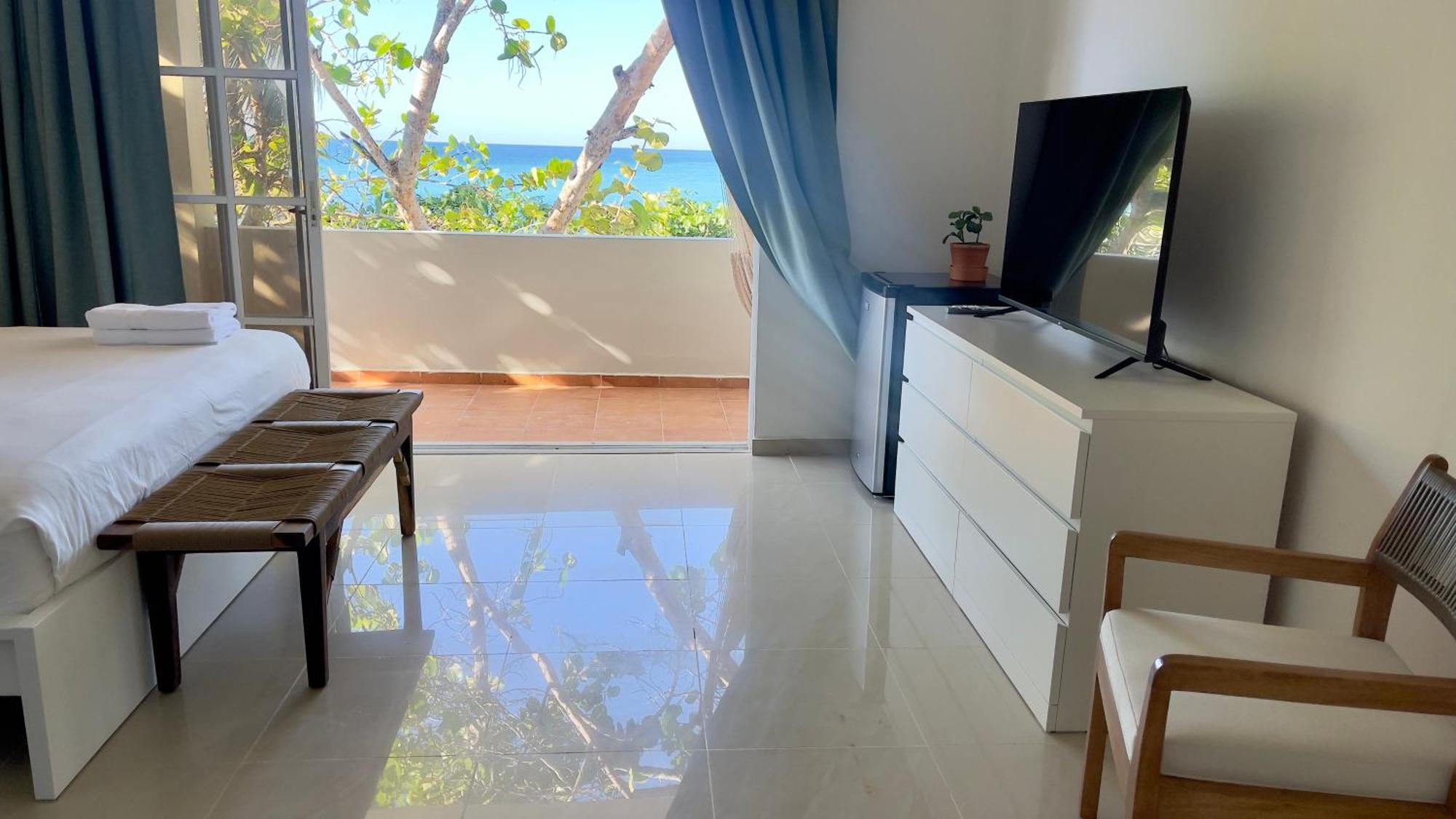 Blue Island Punta Rucia Hotel ภายนอก รูปภาพ